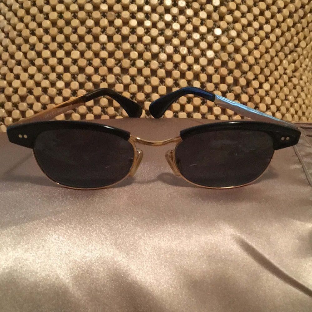 Gucci sunglasses 😎